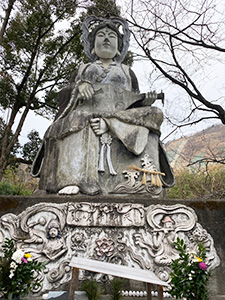 風吹山弁財天院