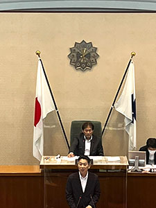 一般質問で登壇