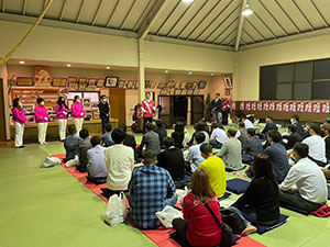 個人演説会