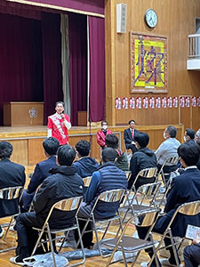 宮小学校での個人演説会